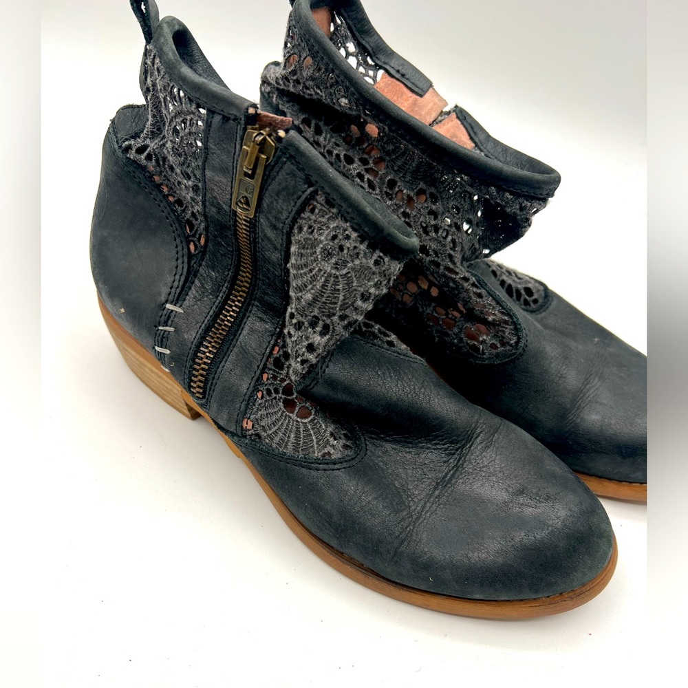 Musse & Cloud Ankle Boots- 38‎